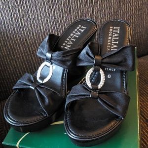 Italian Shoemakers black wedge